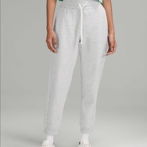 COPY - Lululemon Scuba High-Rise 7/8